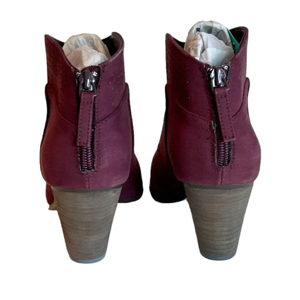 Violet & Red Women's Jackson Lazer Cut Topline Bootie Burgundy Size 10 NWT